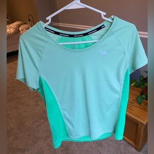 Nike Dry Fit green T-shirt